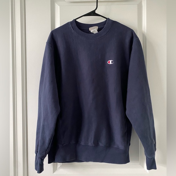 Champion Crewneck - Picture 1 of 4
